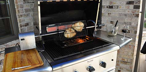 A Man and his Grill!
